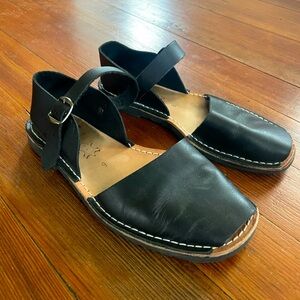 Pons 39/9 Black Leather Frailera Maryjane Sandal